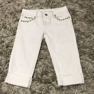LAidol white denim capris